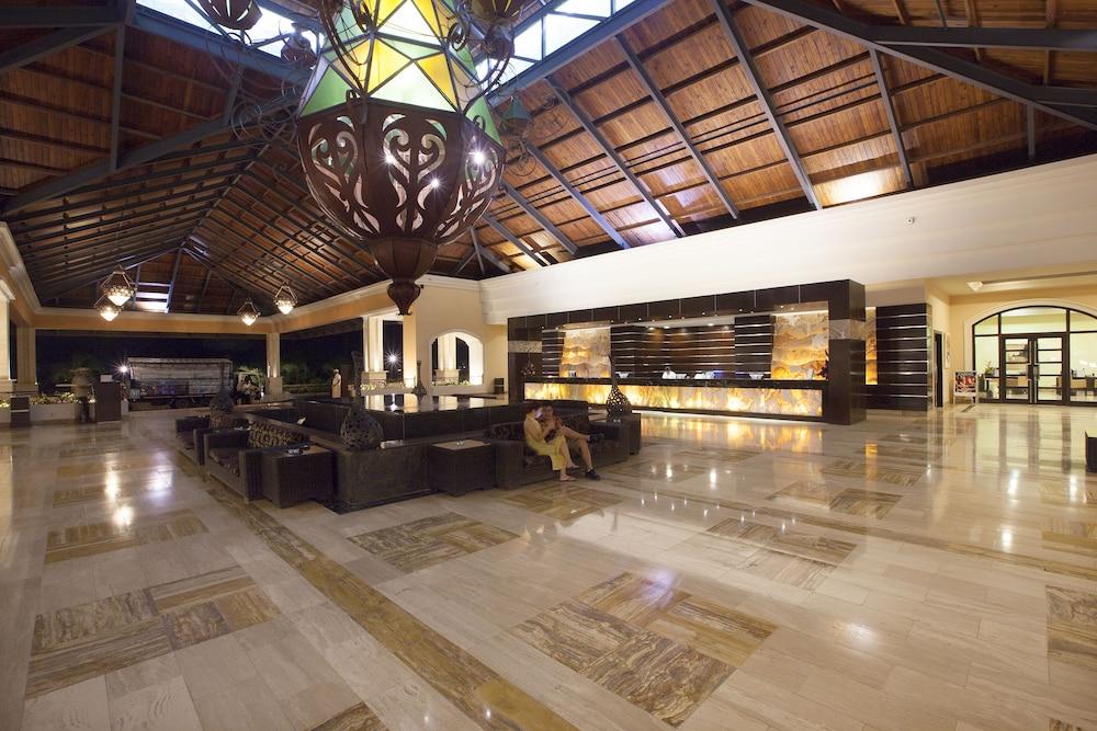 Majestic Elegance - 5*